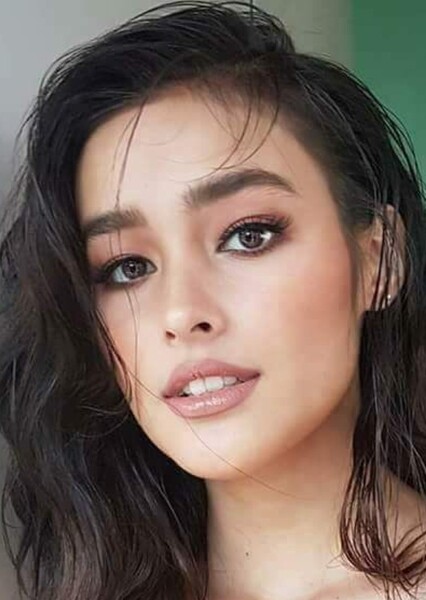 Liza Soberano photo