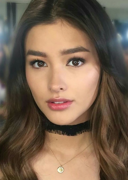 Liza Soberano photo