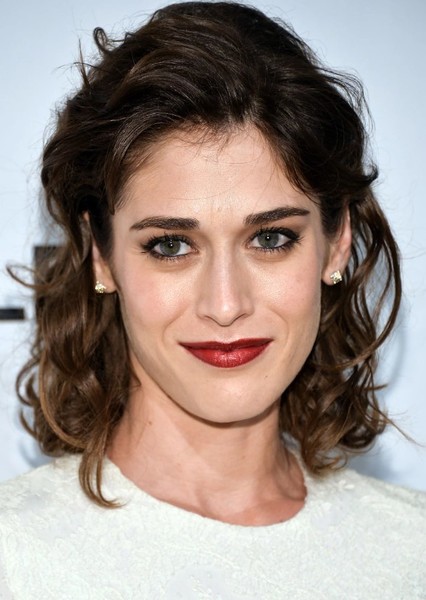 Lizzy Caplan photo