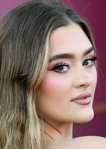 Lizzy Greene photo