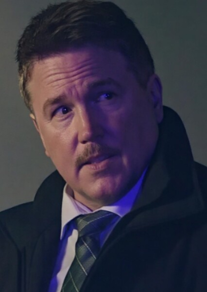 Lochlyn Munro photo
