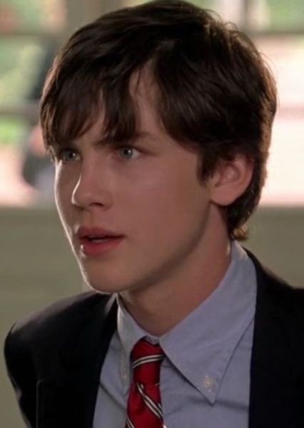 Logan Lerman photo