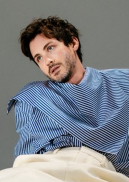 Logan Lerman photo