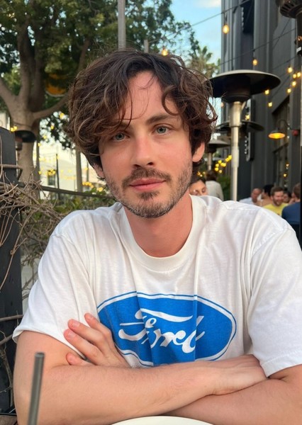 Logan Lerman photo