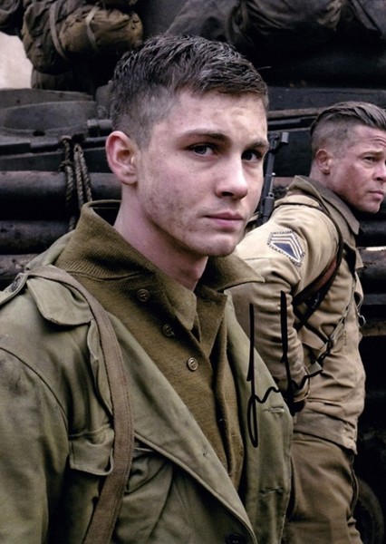 Logan Lerman photo