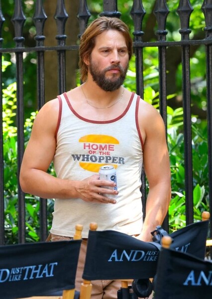 Logan Marshall-Green photo