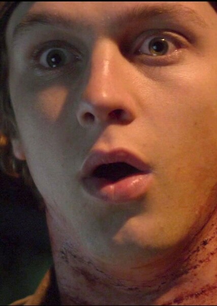 Logan Miller photo