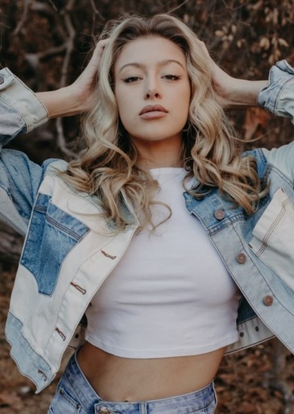 Logan Riley photo