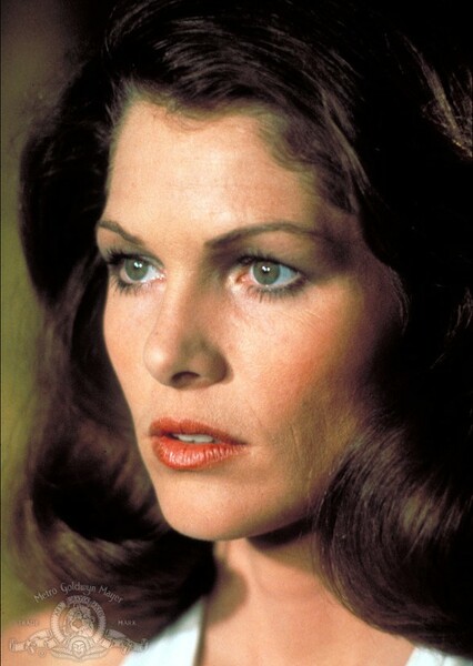 Lois Chiles