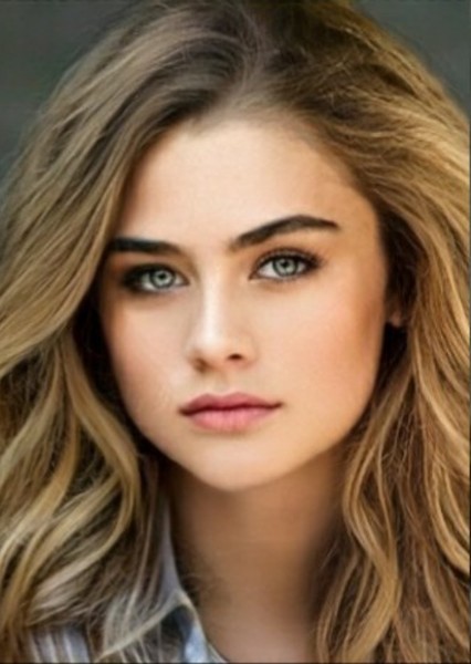 Lola Flanery photo