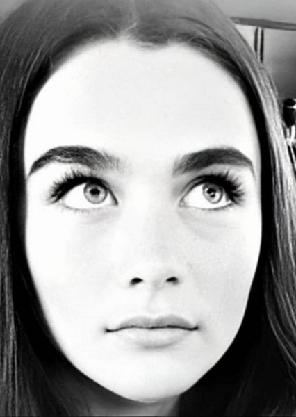 Lola Flanery photo