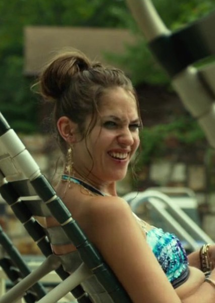 Lola Kirke photo