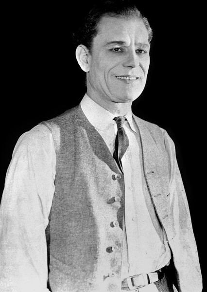 Lon Chaney photo