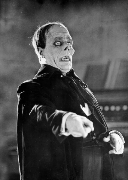 Lon Chaney photo