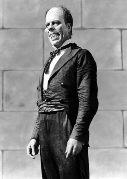 Lon Chaney photo