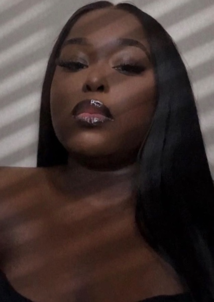 Loren Janae photo