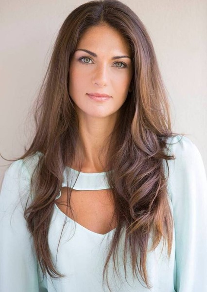Lorena Bernal photo