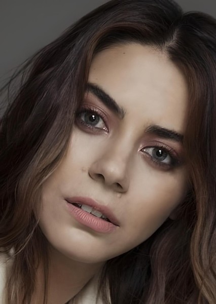 Lorenza Izzo photo