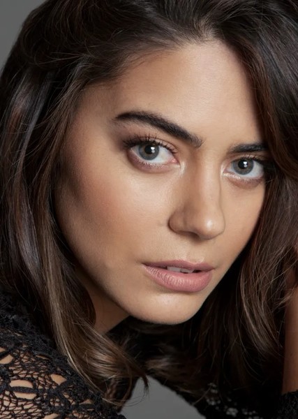 Lorenza Izzo photo