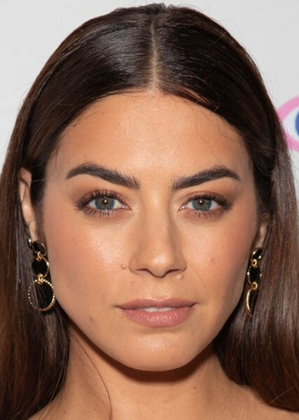 Lorenza Izzo photo
