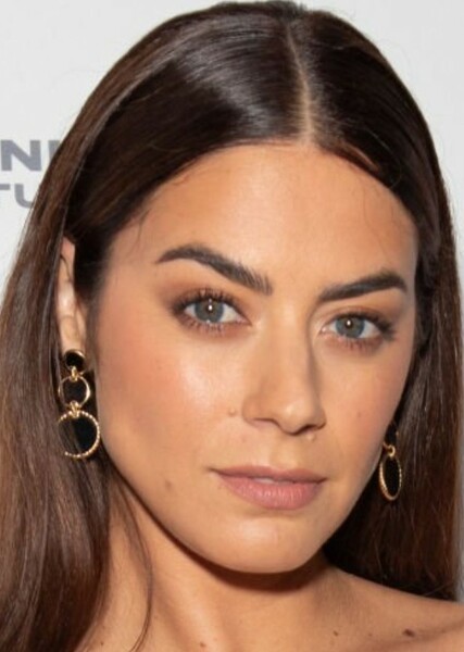 Lorenza Izzo photo