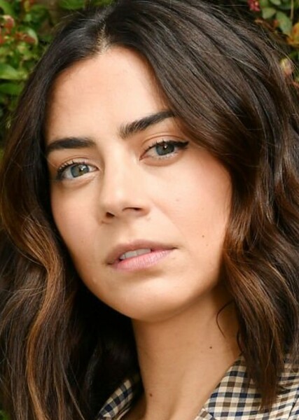 Lorenza Izzo photo