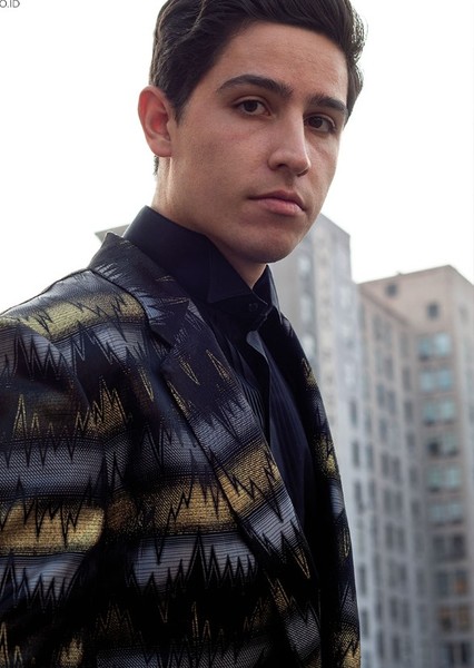 Lorenzo James Henrie photo