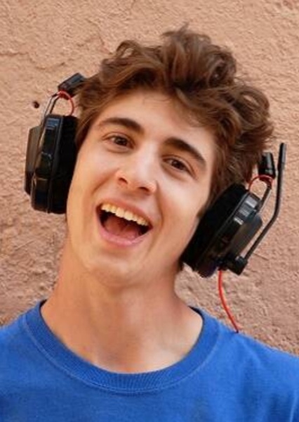 Lorenzo Ostuni photo