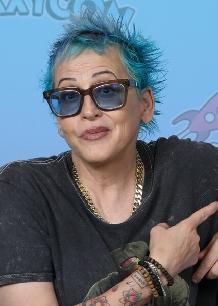 Lori Petty photo