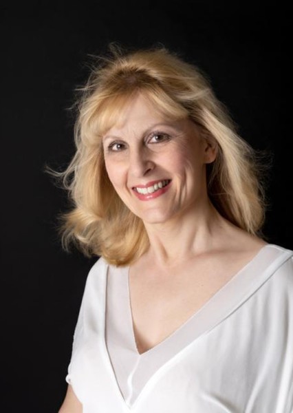 Lori Gardner photo