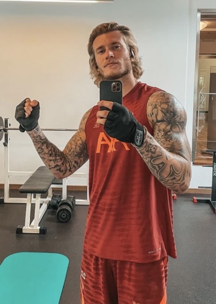 Loris Karius photo