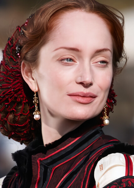 Lotte Verbeek photo
