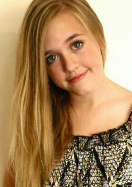 Lottie Tomlinson photo