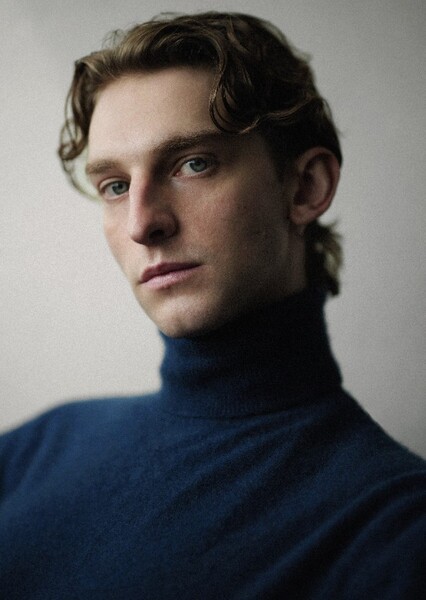 Louis Cunningham photo