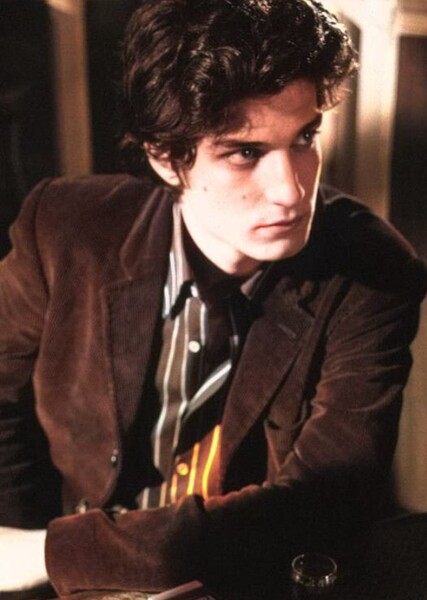 Louis Garrel photo