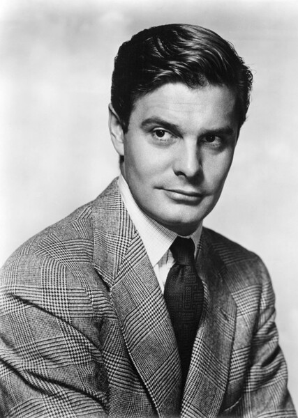 Louis Jourdan photo