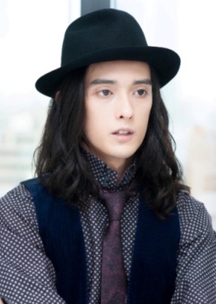 Louis Kurihara photo