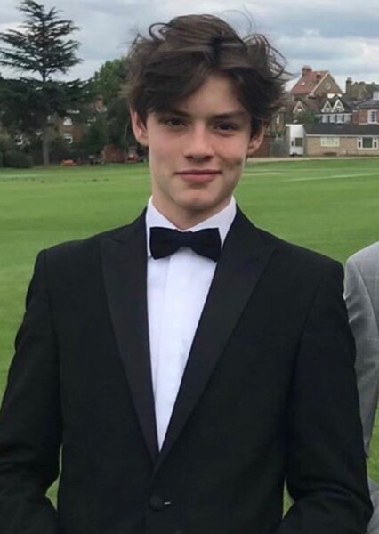 Louis Partridge