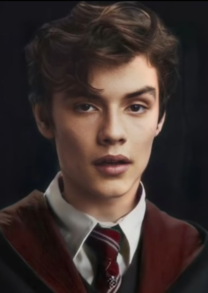Louis Partridge