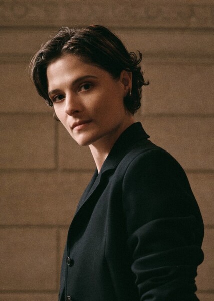 Louisa Jacobson photo