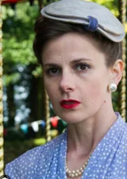 Louise Brealey photo