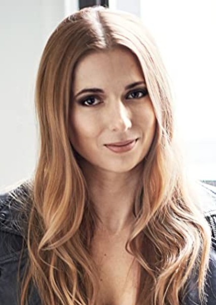 Louise Hradsky photo
