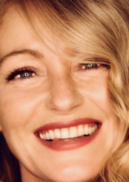 Louise Lombard photo