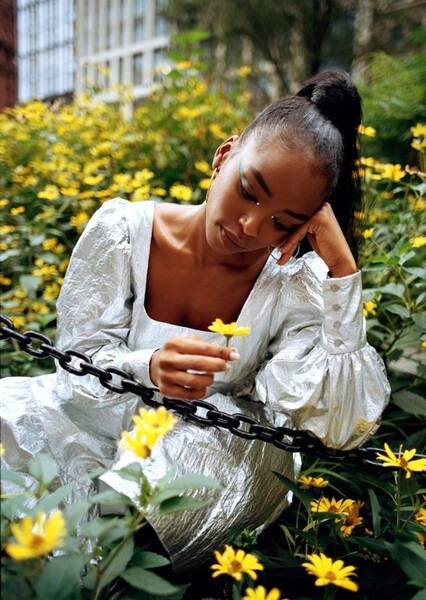 Lovie Simone photo