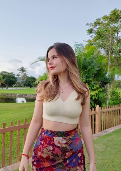 Luara Fonseca photo