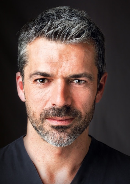 Luca Argentero photo