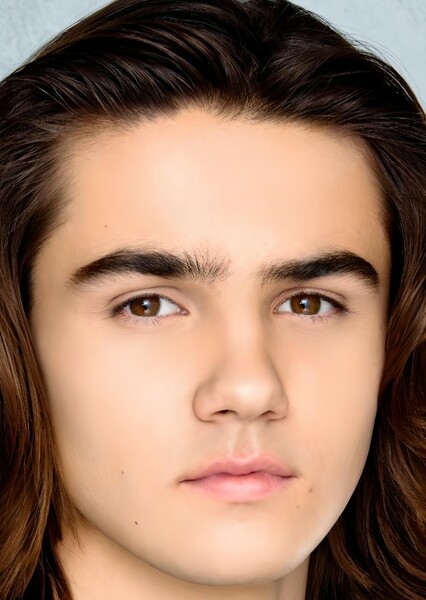 Luca Luhan photo