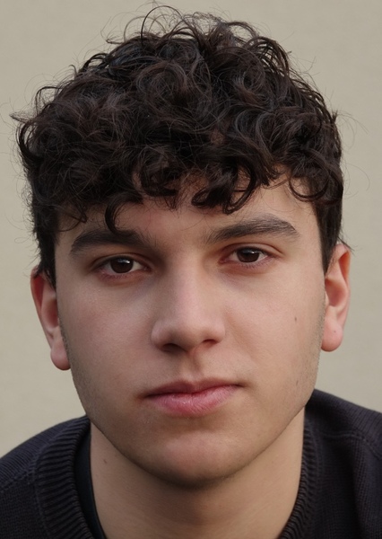 Lucas Bond
