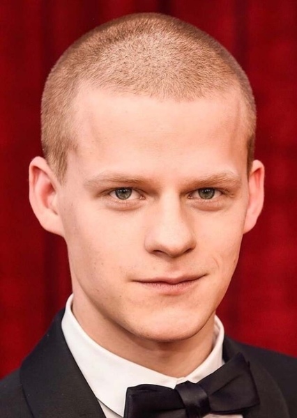 Lucas Hedges photo