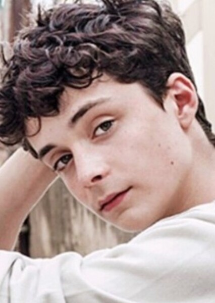 Lucas Jade Zumann photo
